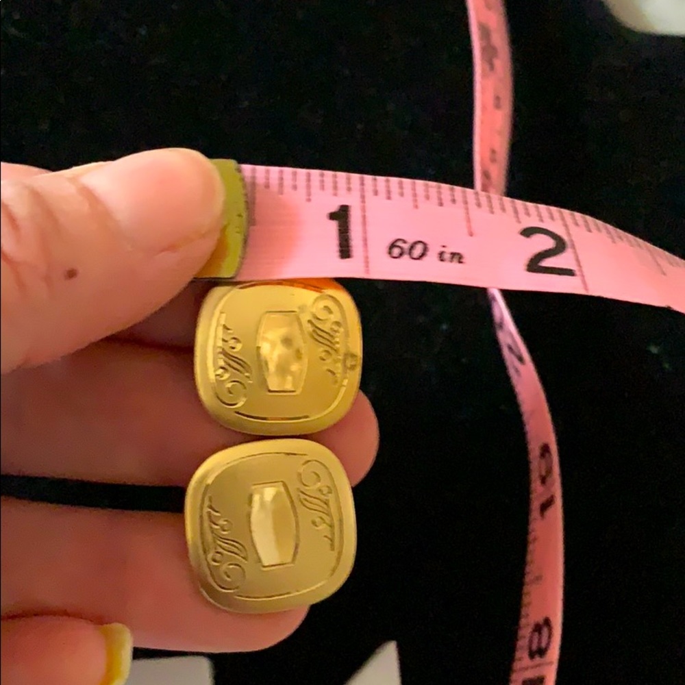 Cufflinks With Scroll Pattern & Space For Initials - image 6